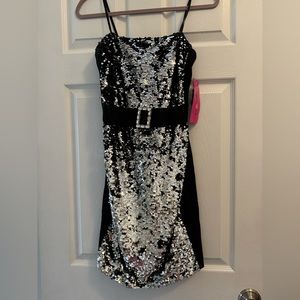 Morgan & Co sequin dress - Juniors